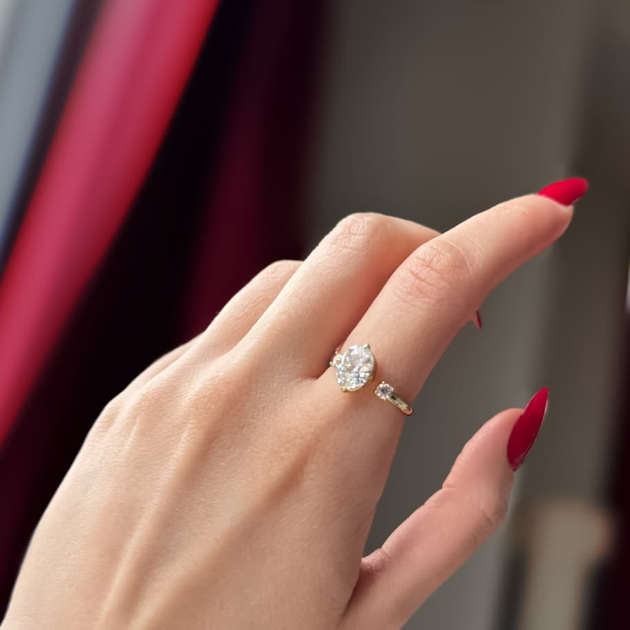 Hiléra Amour Ring